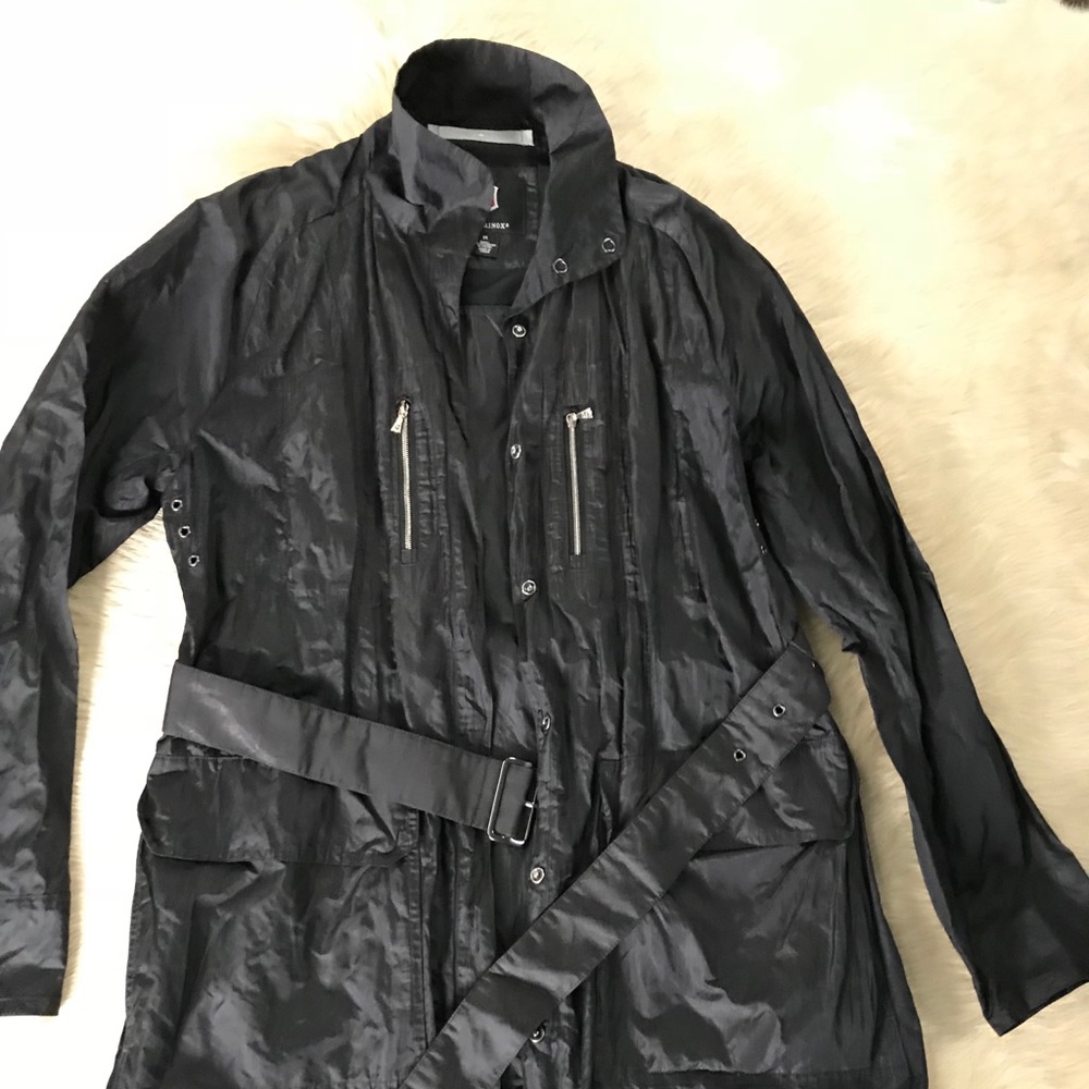 Victorinox water resistant trench